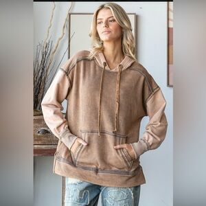 Olí & Hali hoodie, size Large